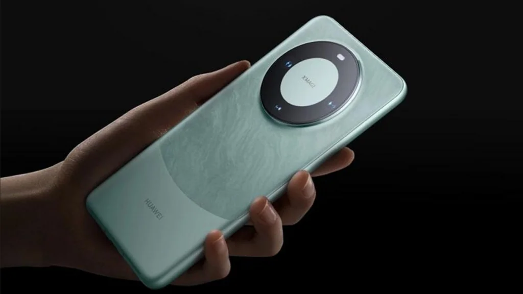 In unserem ausführlichen Vergleich zwischen dem Huawei Mate 60 Pro und dem Xiaomi 13 Ultra zeigen wir, welches Smartphone in den unterschiedlichen Kategorien die Nase vorn hat.