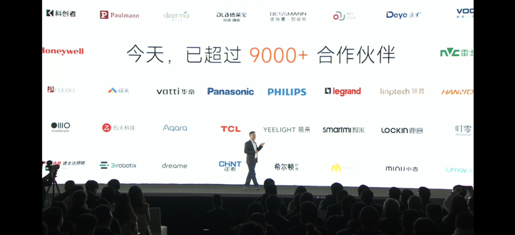 Entdecken Sie Xiaomis Fortschritte im IoT-Bereich mit der weltweit größten Verbraucherplattform und bahnbrechenden Partnerschaften.