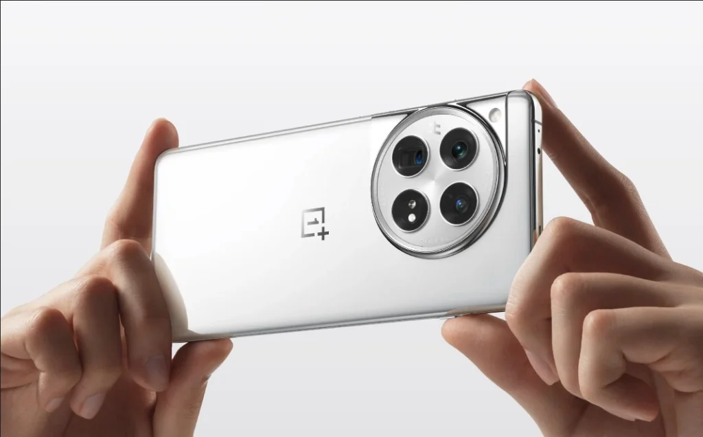 In unserem umfassenden Vergleich von Xiaomi 14 und OnePlus 12 decken wir alle wichtigen Aspekte ab, die Sie vor der Entscheidung 