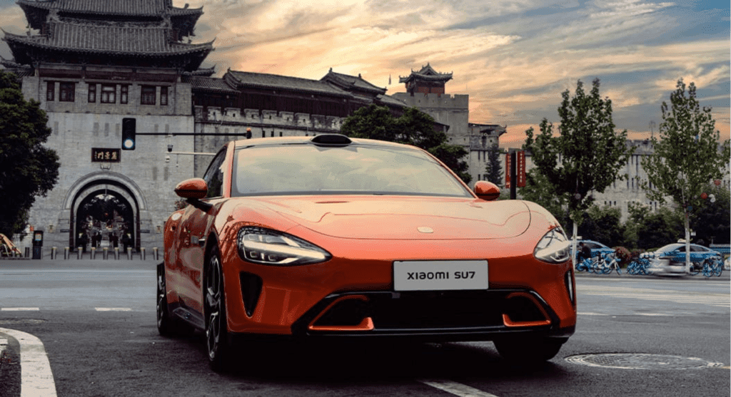 Xiaomi setzt beim Elektrofahrzeug SU7 auf höchste Kompatibilität mit öffentlichen Ladestationen und perfektioniert die Fahrzeugtechnologie.
