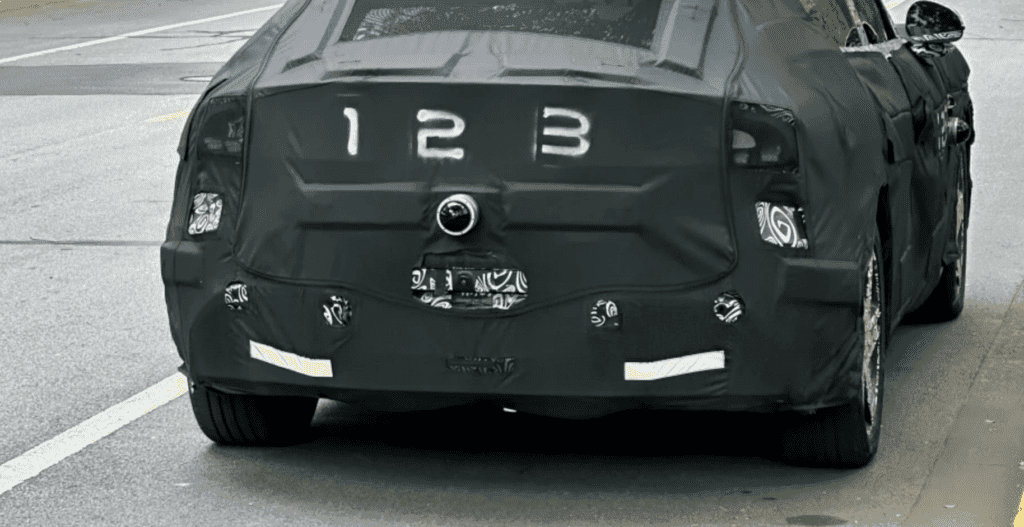 Der Xiaomi SU7 kombiniert sportliches Ferrari-Design mit modernster Technik und setzt neue Maßstäbe im Elektro-SUV-Bereich. Ferrari