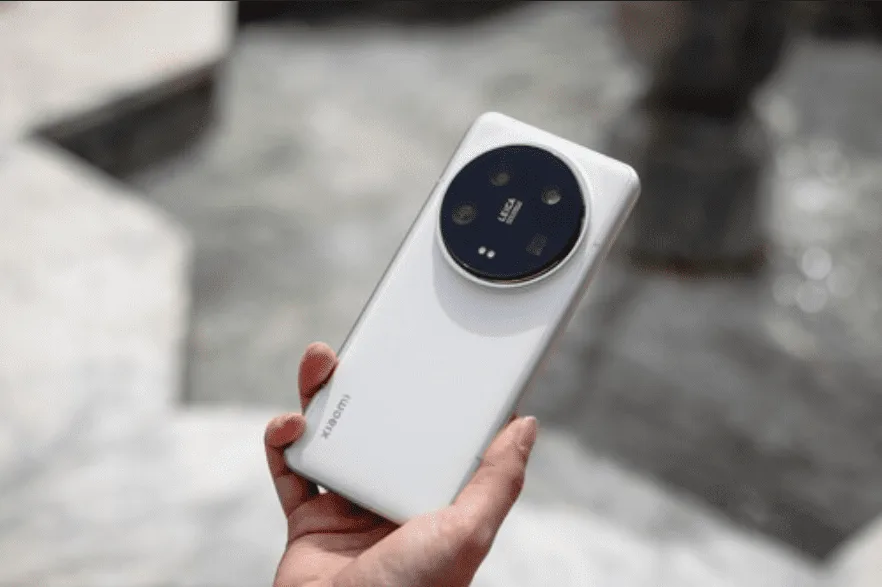 Xiaomi 15 Ultra: Entdecken Sie die neuesten Leaks zu Funktionen, Kamera und Design dieses revolutionären Smartphones.