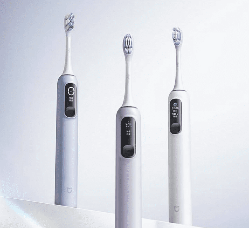 Die Mijia Sonic Vibration Electric Toothbrush Pro von Xiaomi bietet 180 Tage Akkulaufzeit, Farbdisplay und IPX8-Schutz.