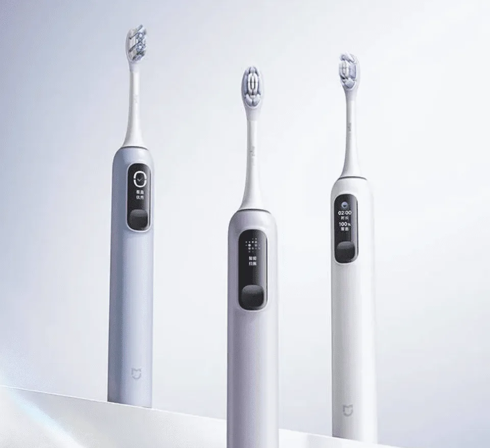 Die Mijia Sonic Vibration Electric Toothbrush Pro von Xiaomi bietet 180 Tage Akkulaufzeit, Farbdisplay und IPX8-Schutz.
