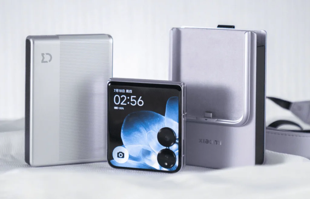 Der Xiaomi MIX FLIP 2 revolutioniert das Falt-Smartphone-Segment mit einem verbesserten Kamerasystem und leistungsstarker Technologie.