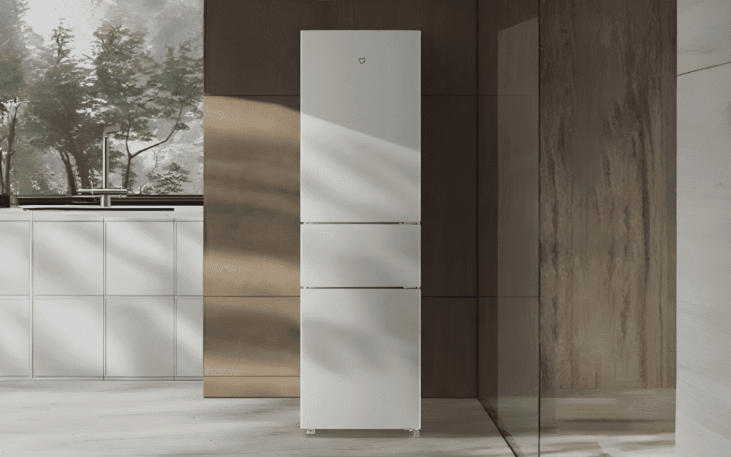 Der Mijia Kühlschrank 215L von Xiaomi bietet eine perfekte Kombination aus Design, Funktionalität und Energieeffizienz für kleine Haushalte.