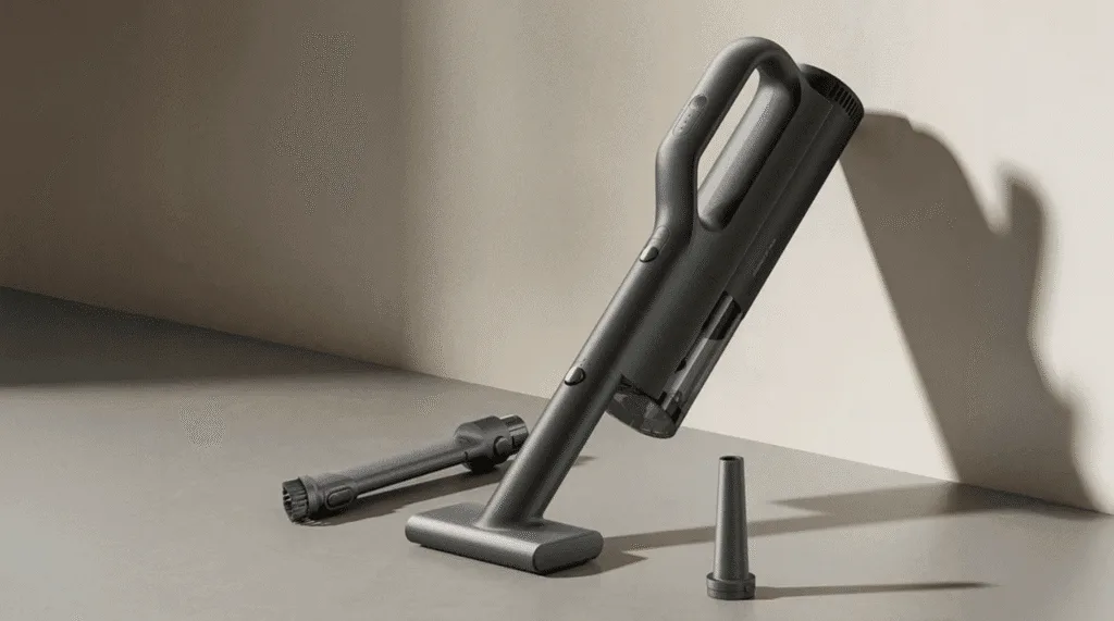 Der Mijia Auto-Staubsauger von Xiaomi überzeugt mit hoher Saugleistung und vielseitigen Einsatzmöglichkeiten für eine gründliche Reinigung.