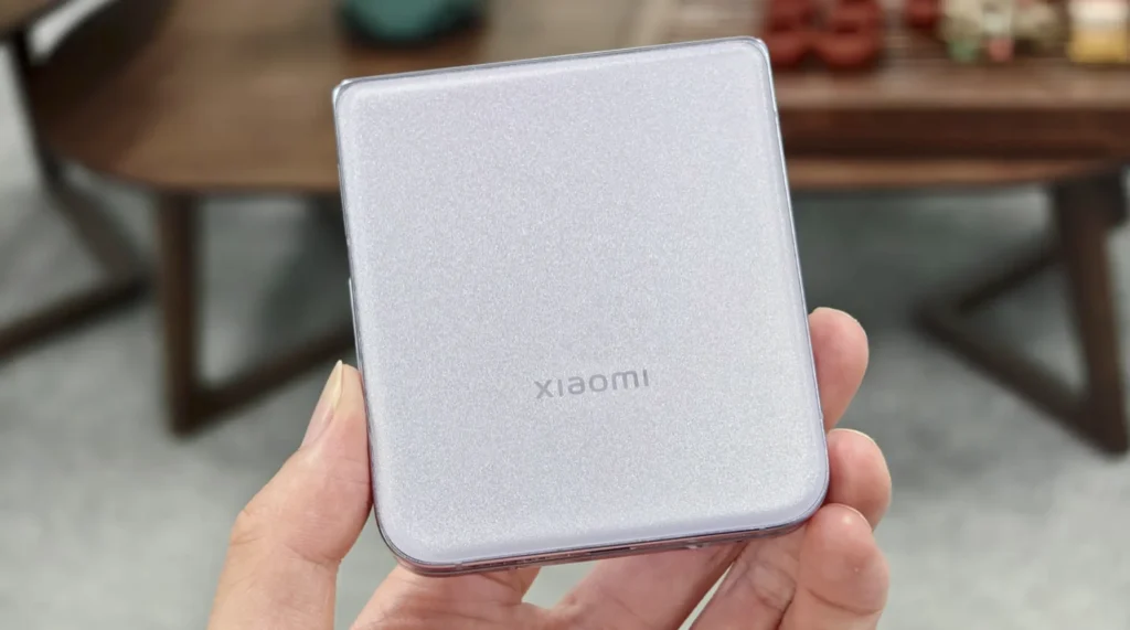 Das Xiaomi MIX Flip 2 mit Dual-Screen und Snapdragon 8 Elite 2 Prozessor: Alle Infos zu Features, Launch & Vergleich mit der Konkurrenz!