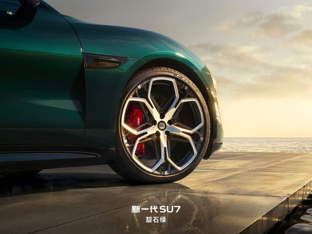 Xiaomi SU7 2026 Indigo Green. Der neue Xiaomi SU7 2026 in Indigo Green ist enthüllt! Entdecken Sie die faszinierende Farbe und alle Neuerungen des Elektroa